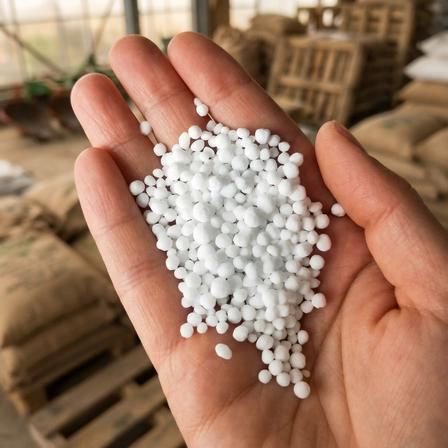 Low Biuret Urea Fertilizer – 46% Nitrogen, Foliar Spray Grade